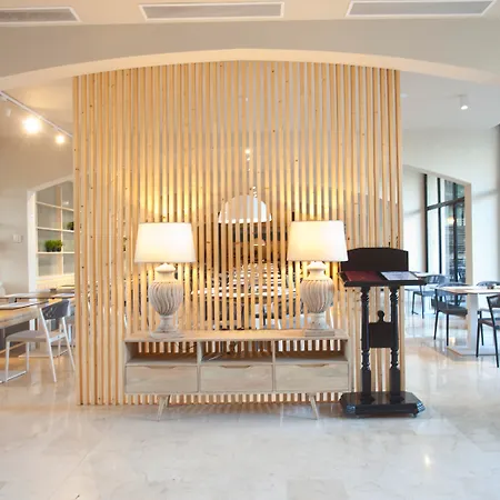 Bahia Pollensa アパートホテル