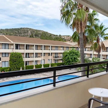 Bahia Pollensa アパートホテル 4*